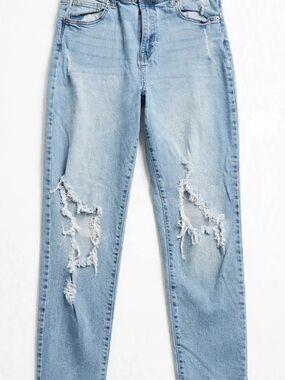 Celebrity Pink RE Generation Mom Jean – Straight Leg, Ripped – Size 9/29